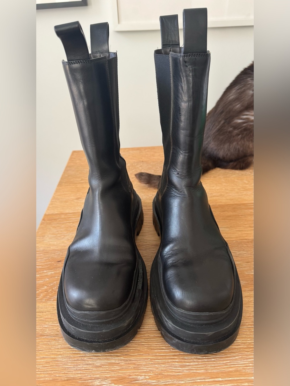 Bottega Veneta Black Leather Chelsea Boots